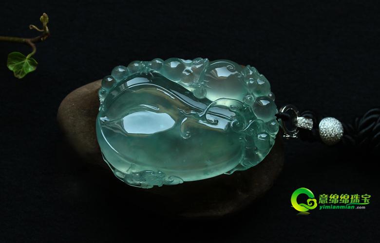 老坑玻璃种天然荧光翡翠A货玉挂件-福寿如意