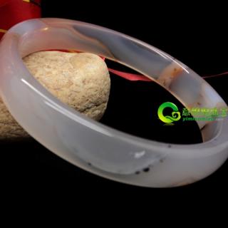 天然石斑玛瑙手镯内径62.3mm