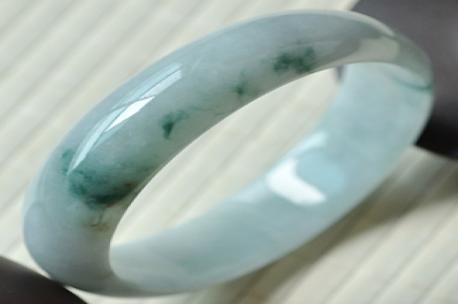 姹紫嫣红缅甸老坑天然翡翠A货贵妃玉手镯内径55MM