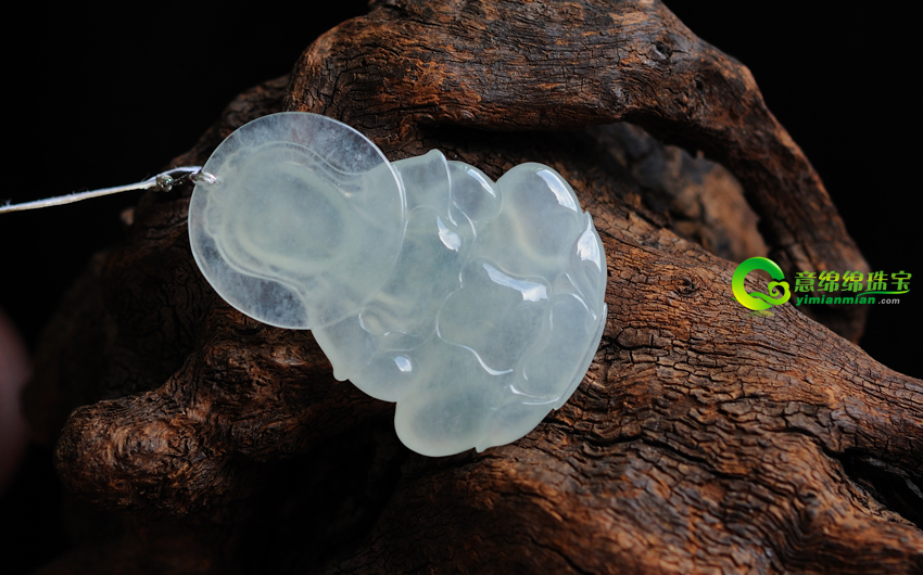 慈航普度缅甸老坑天然A货冰糯种翡翠玉观音挂