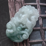 旺到福到缅甸天然翡翠生肖狗挂件