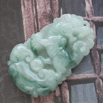 虎啸山河缅甸天然翡翠生肖虎挂件