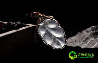 翡翠专业知识:翠性的解释_盛世翡翠批发