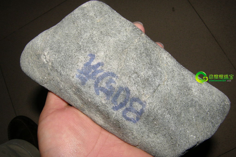 怎么来鉴别真假翡翠原石如何鉴定翡翠原石鉴别